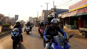 Saat Komunitas Motor Riders Jamkrindo Berbagi