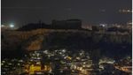 Saat Monumen Dunia Gelap Gulita di Peringatan Earth Hour 2022