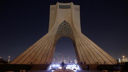 Muda-mudi Iran Menari di Jalan Terancam Hukuman 10 Tahun Penjara