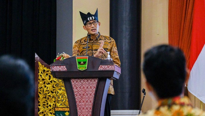 Sandiaga Uno di Sumbar