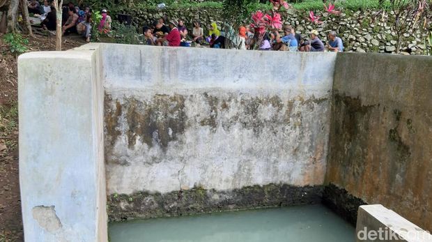 Tradisi Dhawuhan Kali di Suruh, Semarang (27/3/2022)