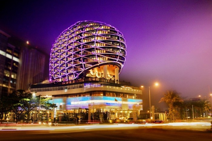10 Hotel dengan Gaya Arsitektur Terunik di Indonesia
