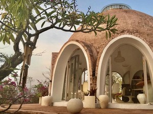 Harus Tahu, Ini 10 Hotel dengan Arsitektur Tak Biasa di Indonesia