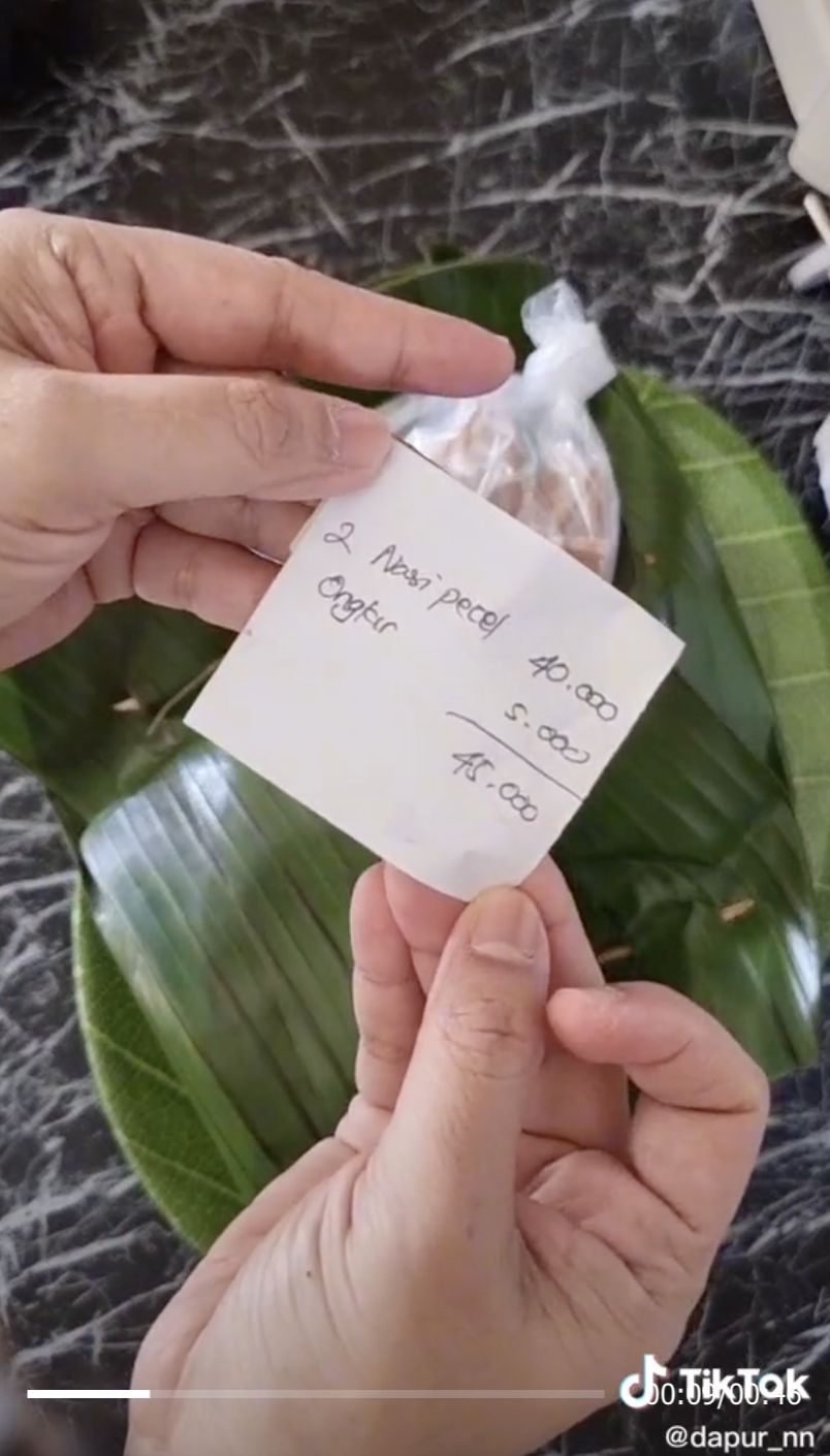 5 Harga Makanan di Papua, dari Nasi Padang hingga Pecel Ayam