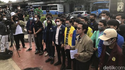 Aksi Mahasiswa Tolak Penundaan Pemilu 2024