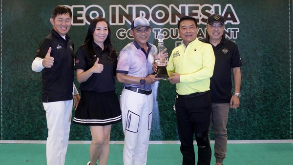 Bangun Solidaritas dan Keakraban dalam Turnamen Golf