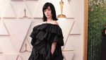 Billie Eilish Curi Perhatian Oscar, Tampil High Glam