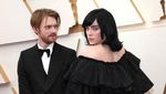 Billie Eilish Curi Perhatian Oscar, Tampil High Glam
