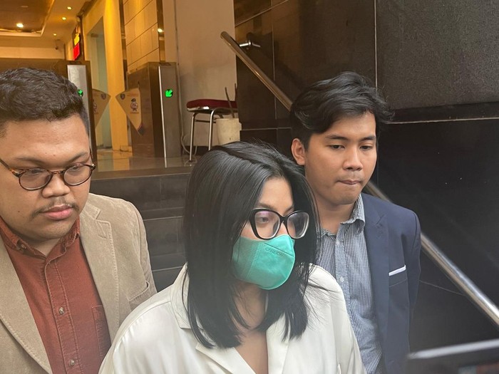 Dea OnlyFans wajib lapor di Polda Metro Jaya. (Foto: Hanafi/detikcom)