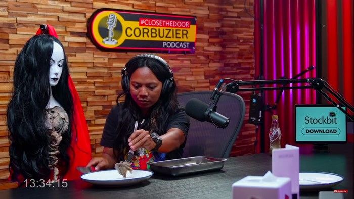 Dede Inoen mukbang kuyang rendang