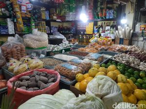 Sederet Harga Bahan Pokok di Surabaya Naik Saat Ramadan