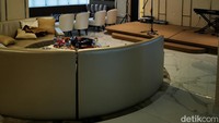 Ini adalah salah satu sudut ruangan di lantai 3 Gedung J99 Corp di Jakarta Selatan. Ruangan ini biasa dipakai untuk bersantai hingga meeting. Foto: Eduardo Simorangkir