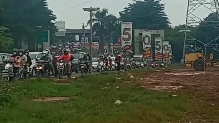 Kemacetan di GDC, Depok, Jawa Barat (Dok instagram/@infodepok_id)