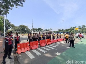 Ada Demo Mahasiswa dan Warga Marunda, Lalin Patung Kuda ke Istana Ditutup