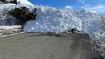 Longsor Salju Besar Banget Hingga Tutupi Jalanan di Alaska