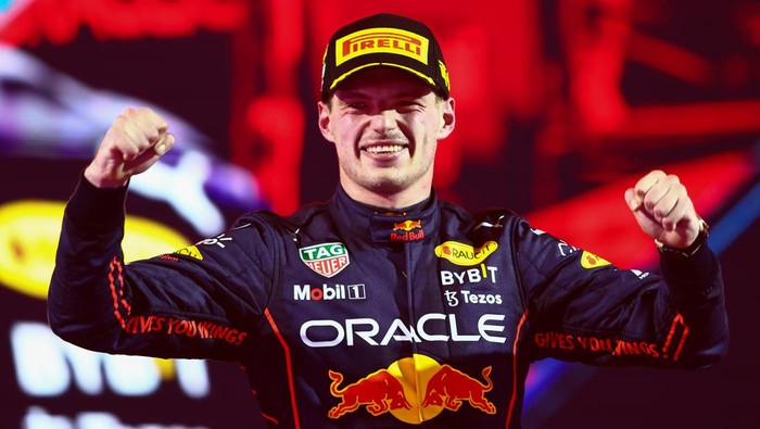 JEDDAH, SAUDI ARABIA - MARCH 27: Race winner Max Verstappen of the Netherlands and Oracle Red Bull Racing celebrates on the podium during the F1 Grand Prix of Saudi Arabia at the Jeddah Corniche Circuit on March 27, 2022 in Jeddah, Saudi Arabia. (Photo by Mark Thompson/Getty Images) // Getty Images / Red Bull Content Pool // SI202203270570 // Usage for editorial use only //