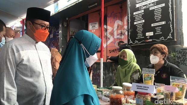 Pasar dan bazar murah di Sukabumi.
