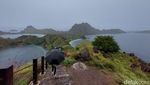 Pulau Padar di Labuan Bajo Saat Hujan, Hijau Banget!