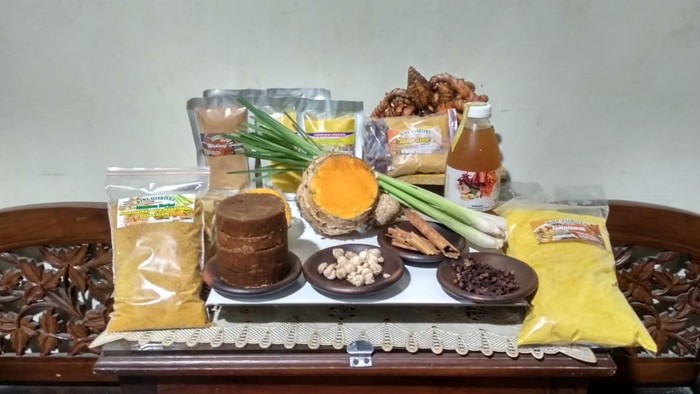 Produksi jamu gendong ‘Bima Sejahtera’ Gesikan, Merdikorejo, Tempel, Sleman.