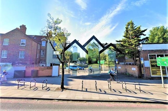 Rumah Unik Londons Invisible House