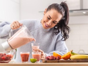 3 Tips Racik Smoothies untuk Menggempur Lemak Perut