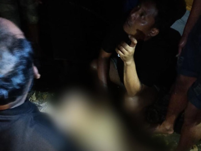 Seorang pemuda tewas tenggelam di Pemandian Nawang Sari Probolinggo. Kolam pemandian itu berada di Desa Tamansari, Kecamatan Kraksaan.