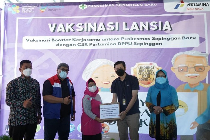 Vaksinasi Lansia Pertamina