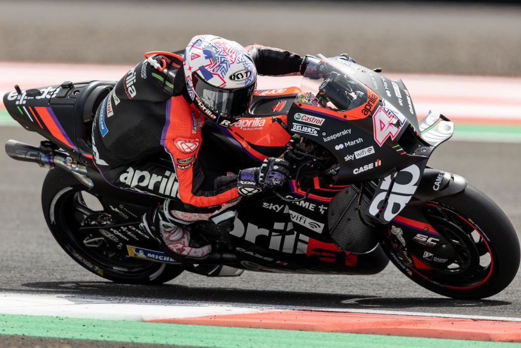 LOMBOK, INDONESIA - MARCH 20: MotoGP rider Aleix Espargaro #41 of Spain and Aprilia Racing in action during the MotoGP Grand Prix of Indonesia warm up session at Mandalika International Street Circuit on March 20, 2022 in Lombok, Indonesia. (Photo by Robertus Pudyanto/Getty Images)