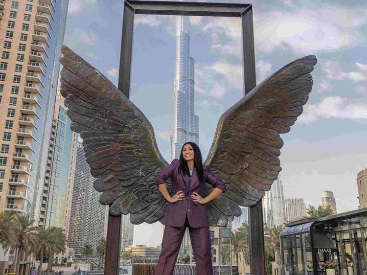 Potret Anggun Liburan Mevvah di Dubai