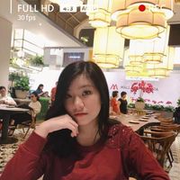 Pesona Aspri Termuda Hotman Paris yang Doyan Makan Burger
