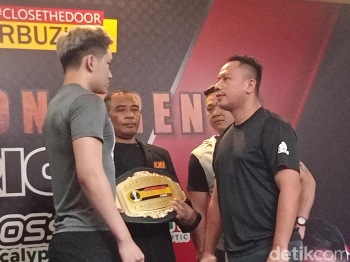 Azka Corbuzier vs Vicky Prasetyo