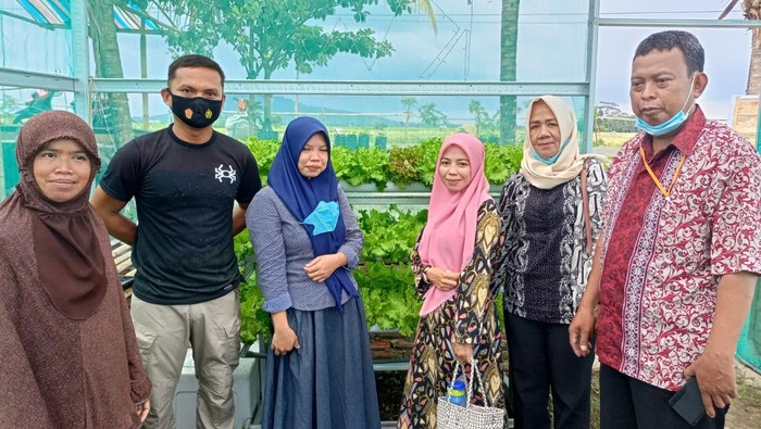 Bripka Nurdianto, Polisi Hidroponik yang Berdayakan Petani di Bulukumba