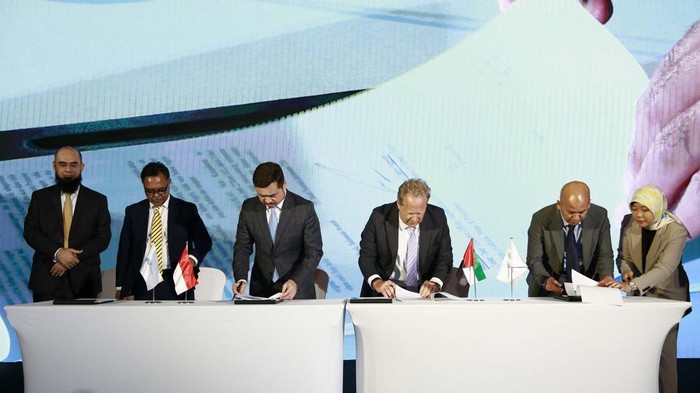 BSI Berkolaborasi dengan Bank-bank di Uni Emirat Arab BSI gandeng sejumlah institusi keuangan global di Uni Emirat Arab. Langkah ini jadi strategi mewujudkan visi perusahaan menjadi Top 10 Global Islamic Bank.