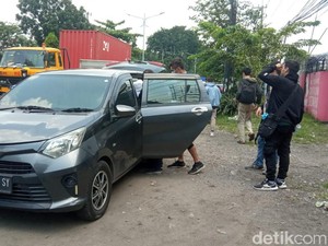 Pengungsi Afghanistan Batal Demo ke DPRD Sidoarjo Gegara Kelelahan Longmarch