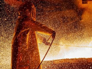 Imbas Invasi Rusia, Raja Nikel China Harus Lunasi Posisi Short 8 Miliar Dolar