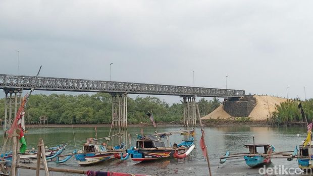 Jembatan Nusawiru Bailey Pangandaran