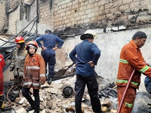 Kebakaran di Kampung Cingcau Bogor, 11 Rumah Ludes-1 Warga Luka