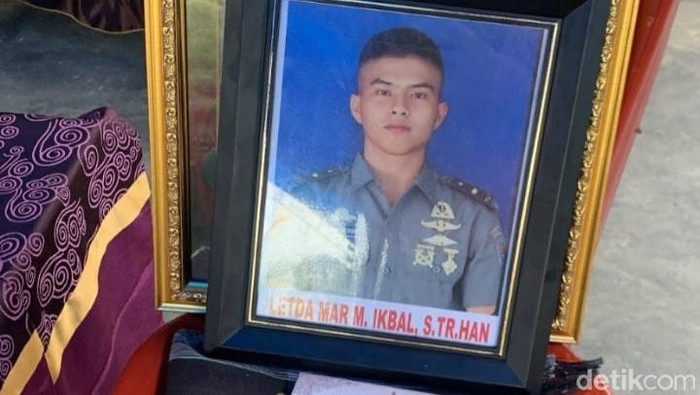 Lettu Marinir (Anumerta) Muhammad Ikbal.