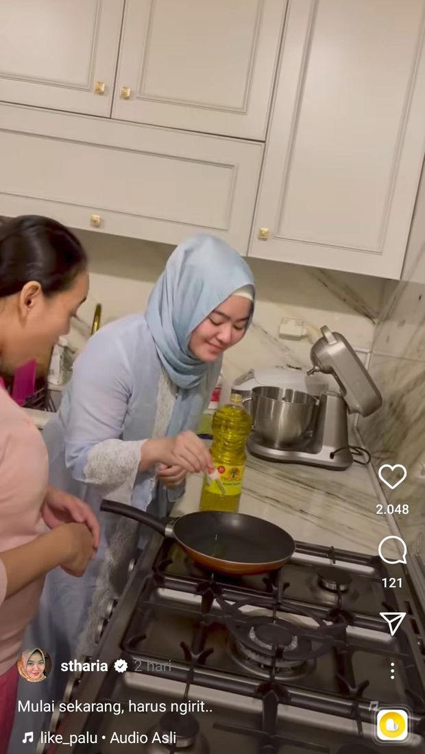 Parodi hingga Meme Minyak Goreng