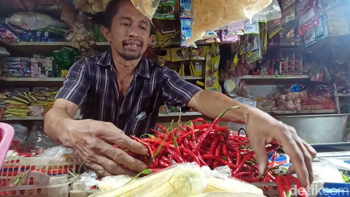 Pedagang cabai di Pasar Cimahi.