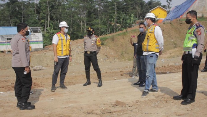 Peninjauan Tol Cisumdawu seksi 2.
