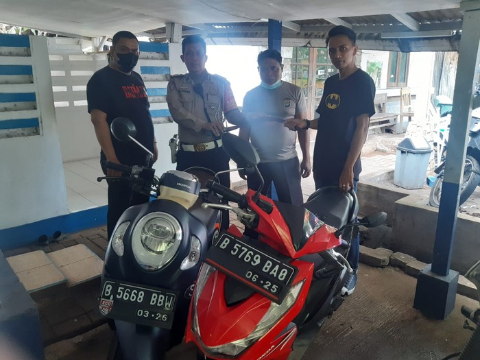 Polres Metro Jakbar menggagalkan tawuran di Jalan Daan Mogot, Jakbar. Sebanyak enam orang pelajar diamankan. (dok Istimewa)