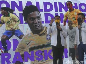 Ronaldinho Gabung Rans Cilegon, Datang ke Indonesia Akhir Juni