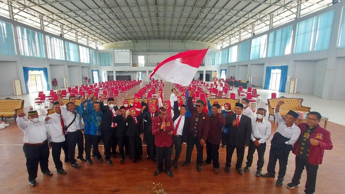 Relawan Gerakan Nasional Indonesia Juara mendeklarasikan dukungan untuk Ridwan Kamil maju Pilpres 2024