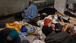 Sebulan Warga Kharkiv Tinggal di Bawah Tanah, Begini Kondisinya