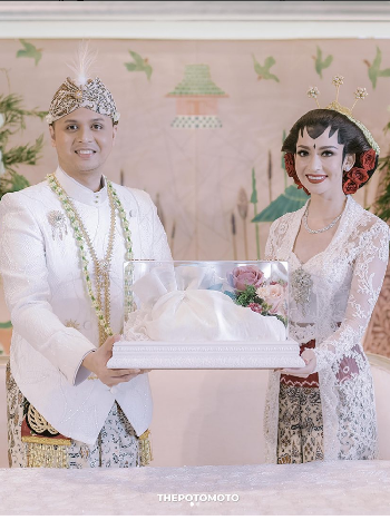 7 Barang Seserahan Pernikahan yang Wajib Ada, Sarat Makna untuk Pengantin