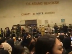 Tak Kantongi Izin, Konser Tulus di Bandung Dibubarkan