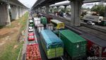 Tol Japek Arah Jakarta Macet Panjang, Ada Apa?