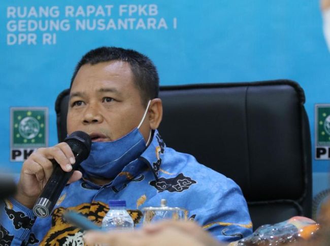 Wakil Ketua Komisi XI DPR Fathan Subchi