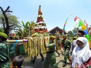 Suasana Sadranan Jelang Ramadhan Warga Lereng Merapi Magelang